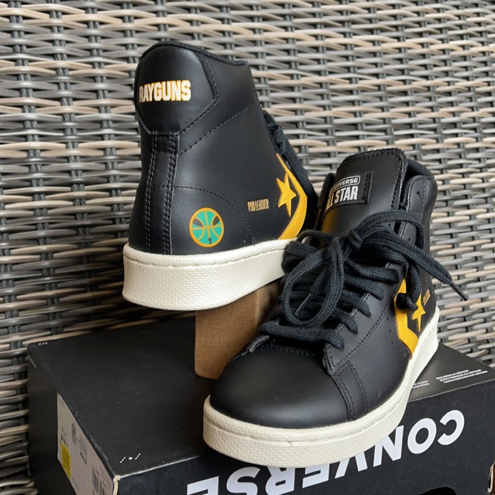 Converse Pro Leather Hi Black/University Gold/White WMNS - Picture 10 of 16